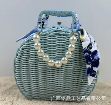 Domed Bead-Trimmed Carry Case — Product view 01