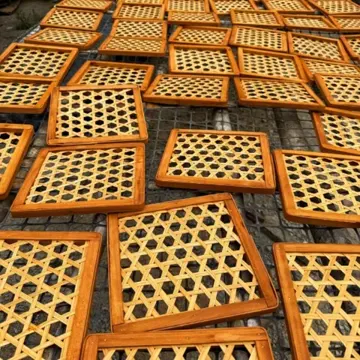 Open-Lattice Long-Handle Basket — Product view 04